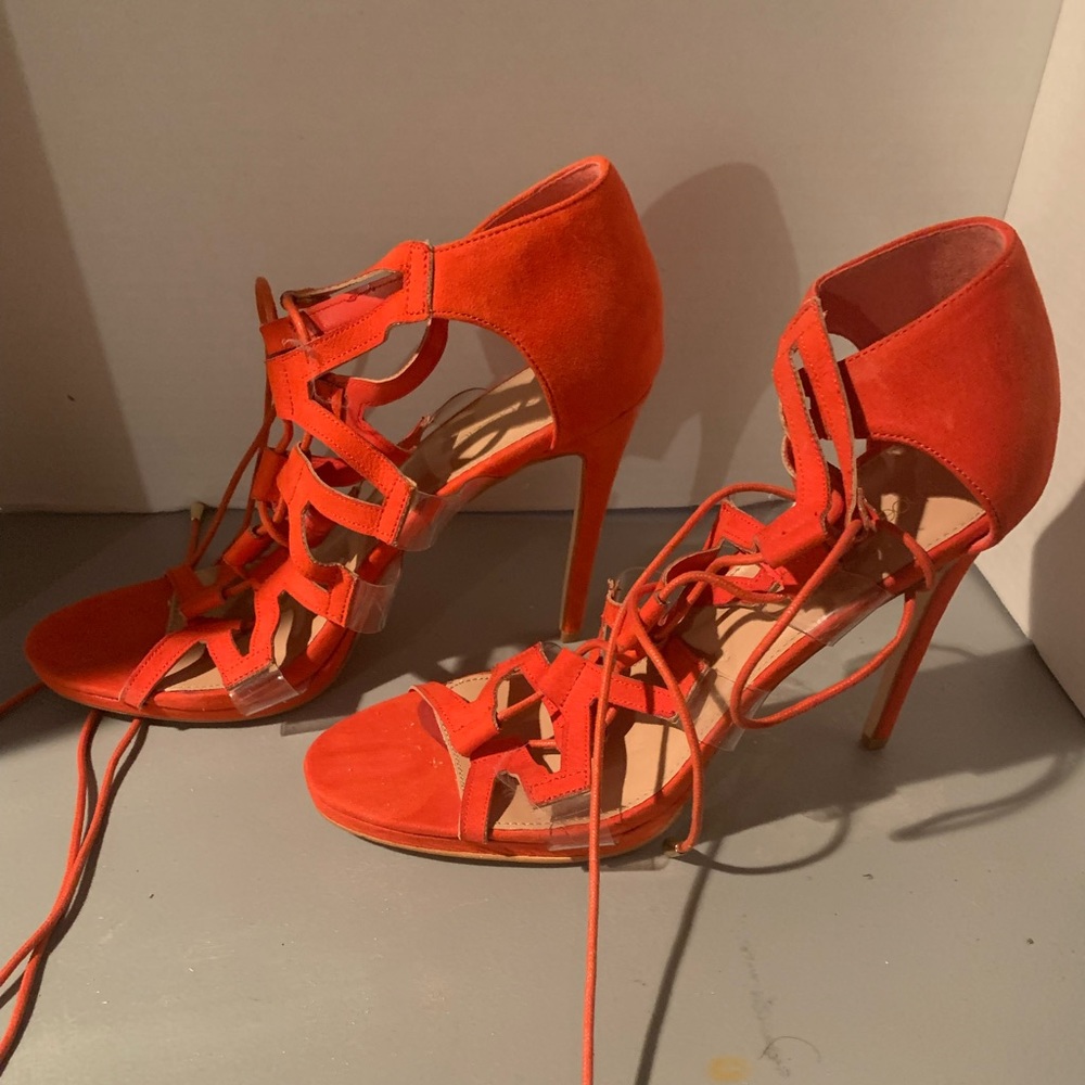 Size 12 4inch heels red worn once indoors. Shoe dazzle